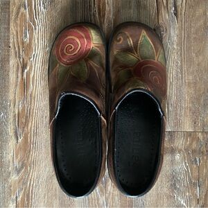 Sanita Brown Floral Women's Shoes